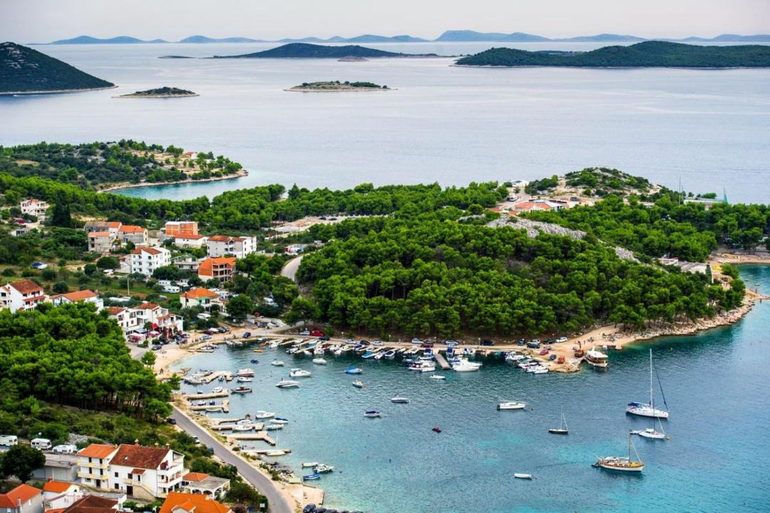 Photo of Outdoor in Pakostane