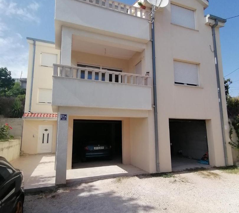 Photo of Others in Solin