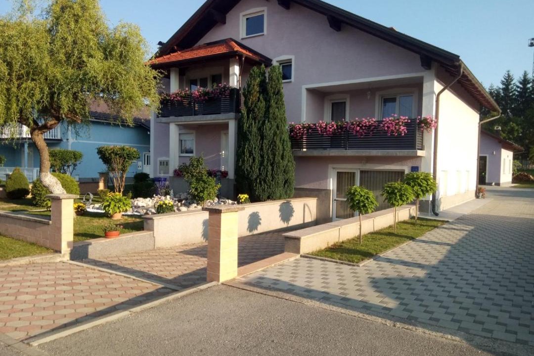 Photo of Others in Gospic