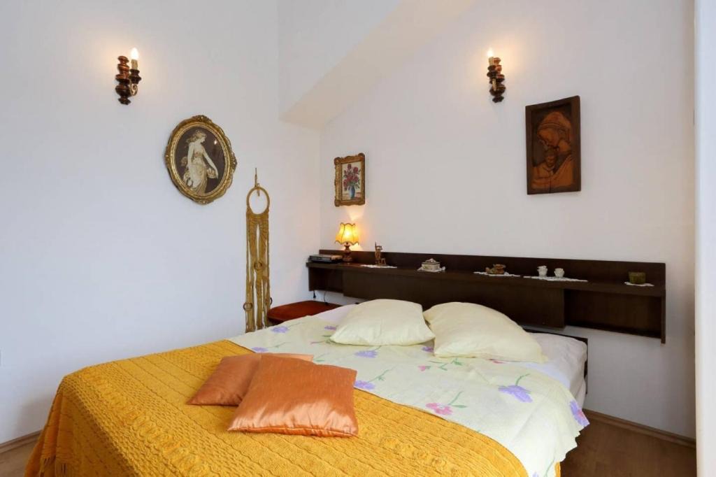 Photo of Bedroom in Starigrad