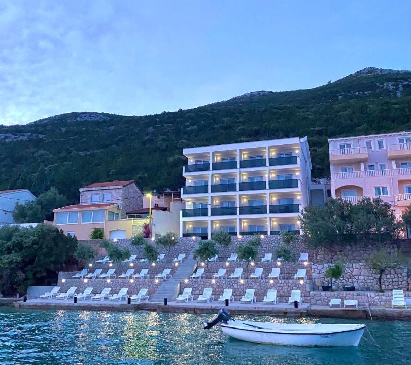 Photo of Others in Neum