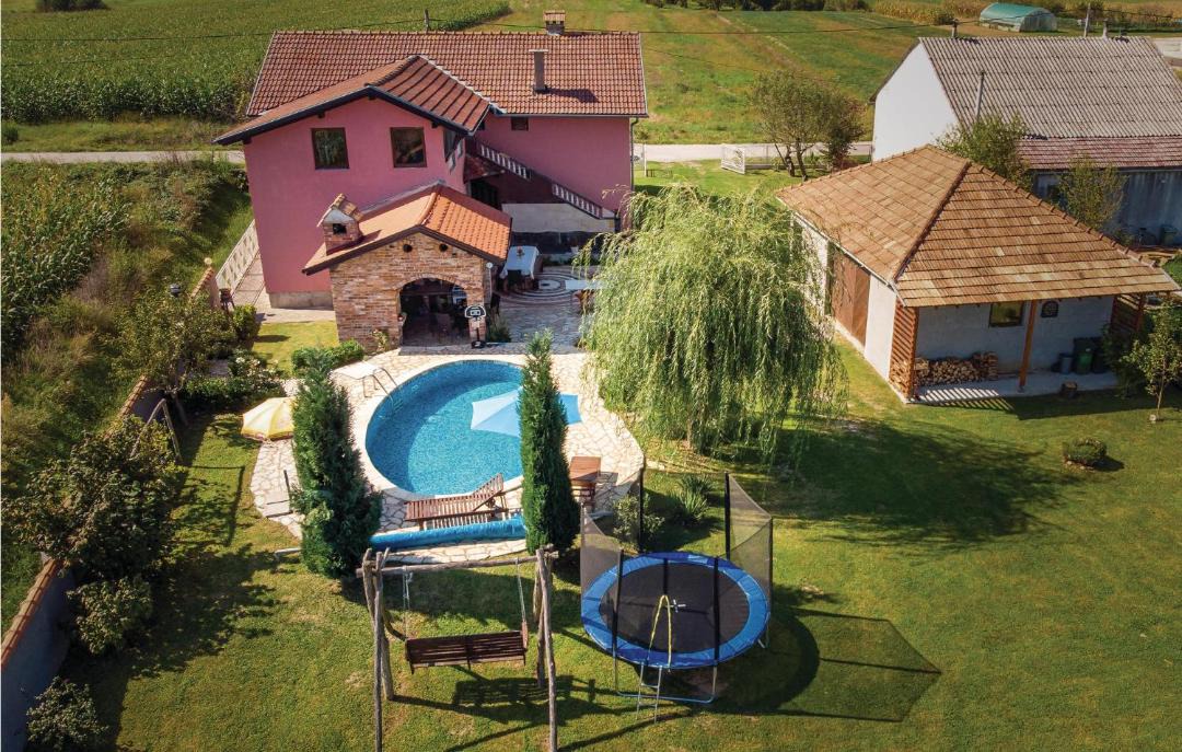 Photo of Others in Karlovac