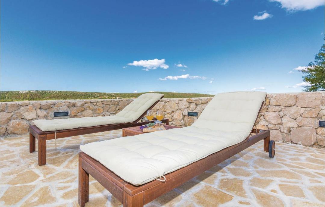 Photo of Patio Balcony in Pakostane