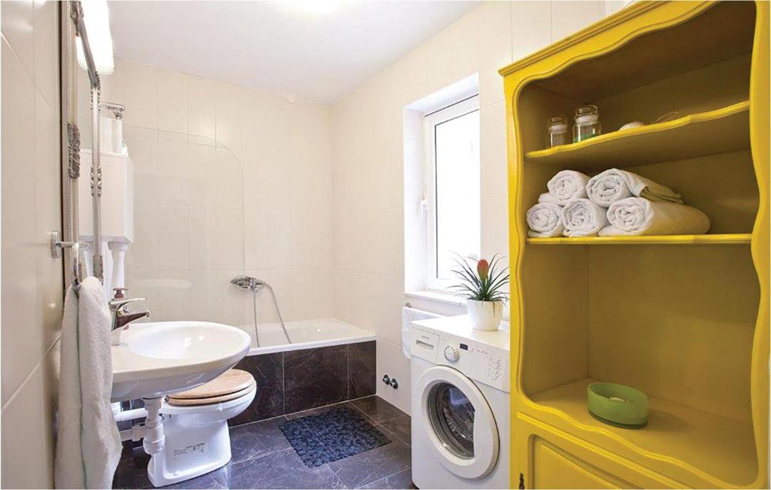 Photo of Bathroom in Gornji Kono