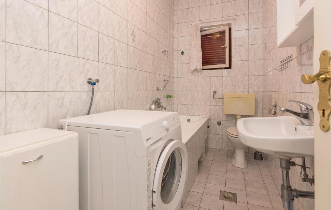 Photo of Bathroom in Sukosan