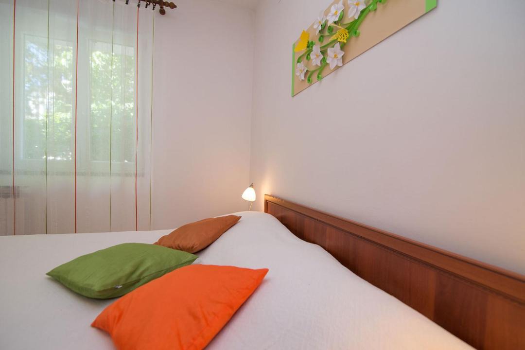 Photo of Bedroom in Cove Murtar