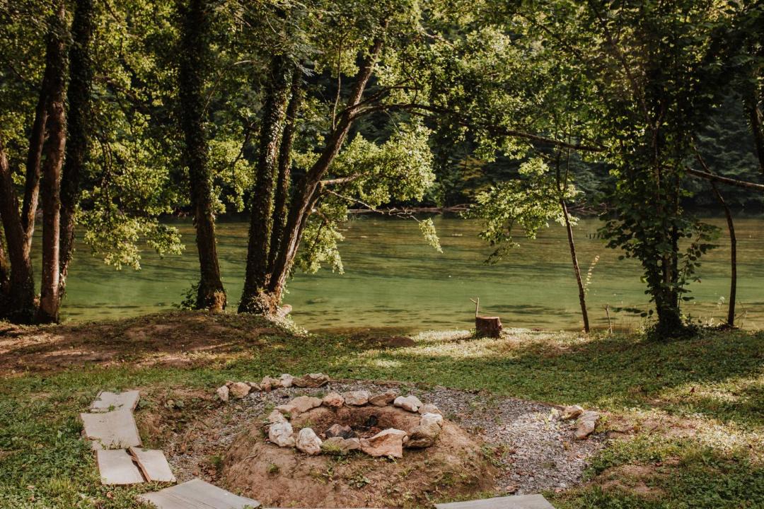 Photo of Others in Netretic
