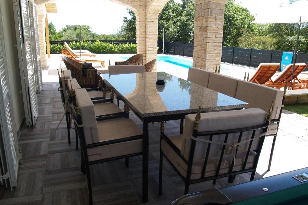 Photo of Patio Balcony in Milohnici