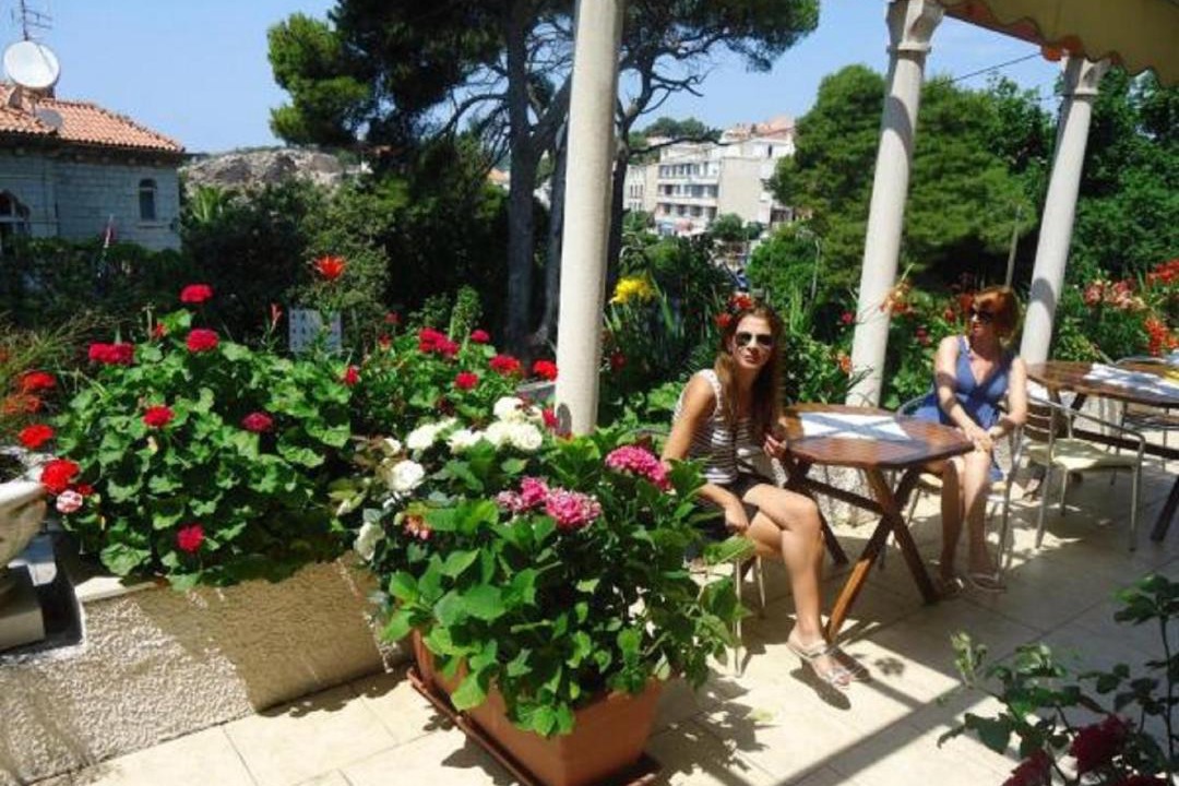 Photo of Patio Balcony in Pile