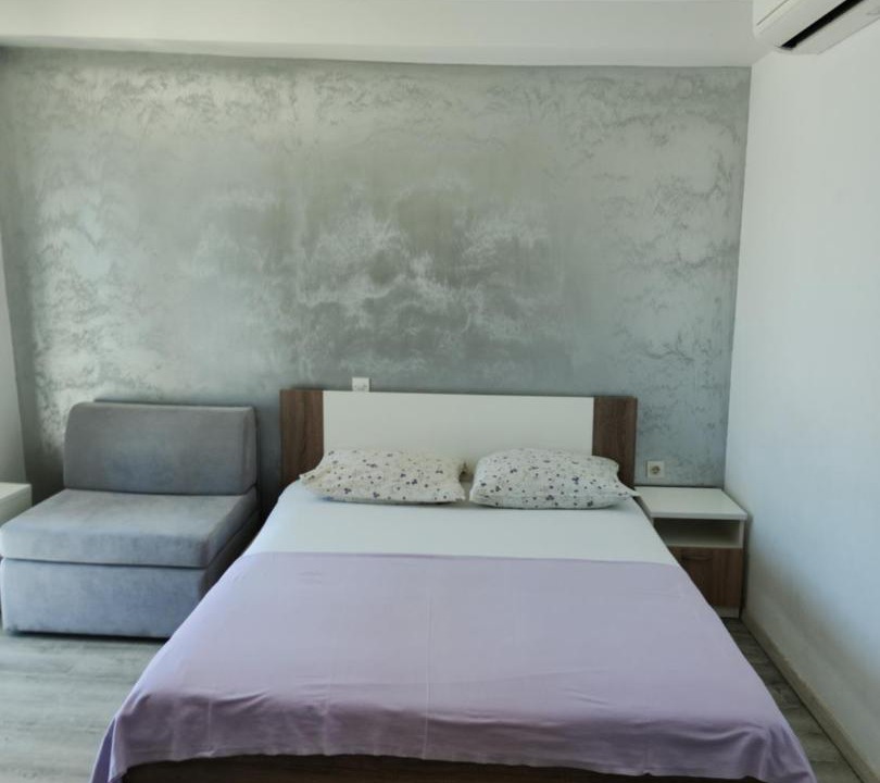 Photo of Bedroom in Brist