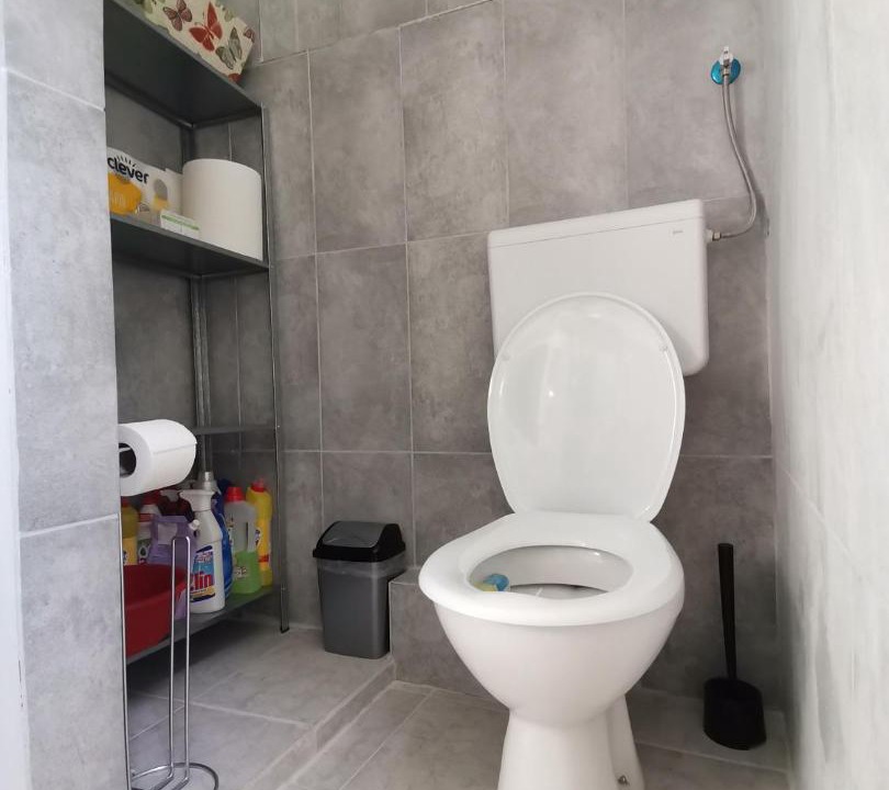 Photo of Bathroom in Cove Parja