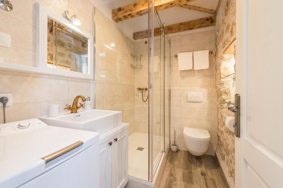 Photo of Bathroom in Nevidane