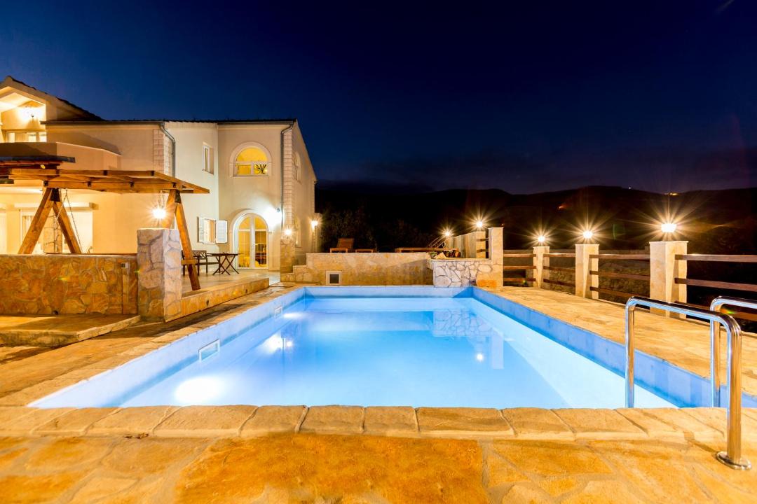 Photo of Outdoor in Rudine