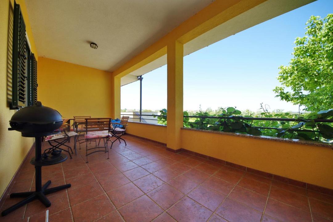 Photo of Patio Balcony in Podgradina
