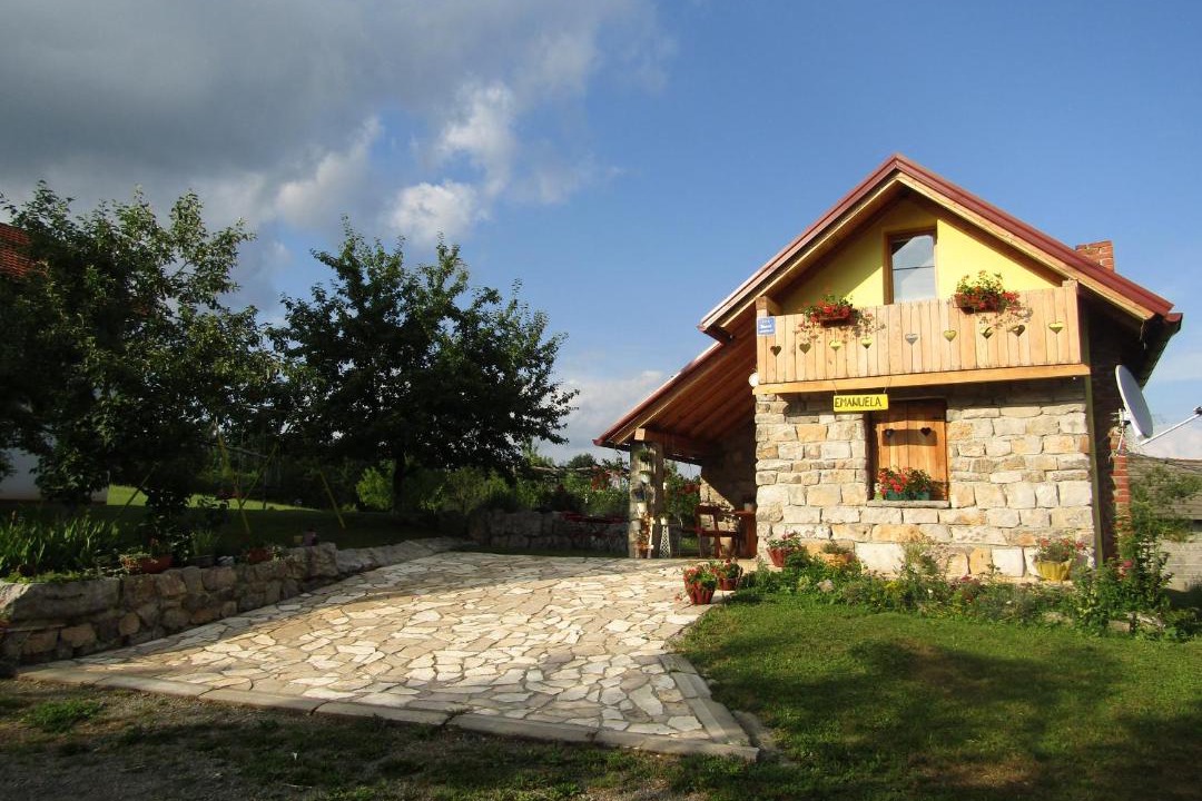 Photo of Buildings in Slunj