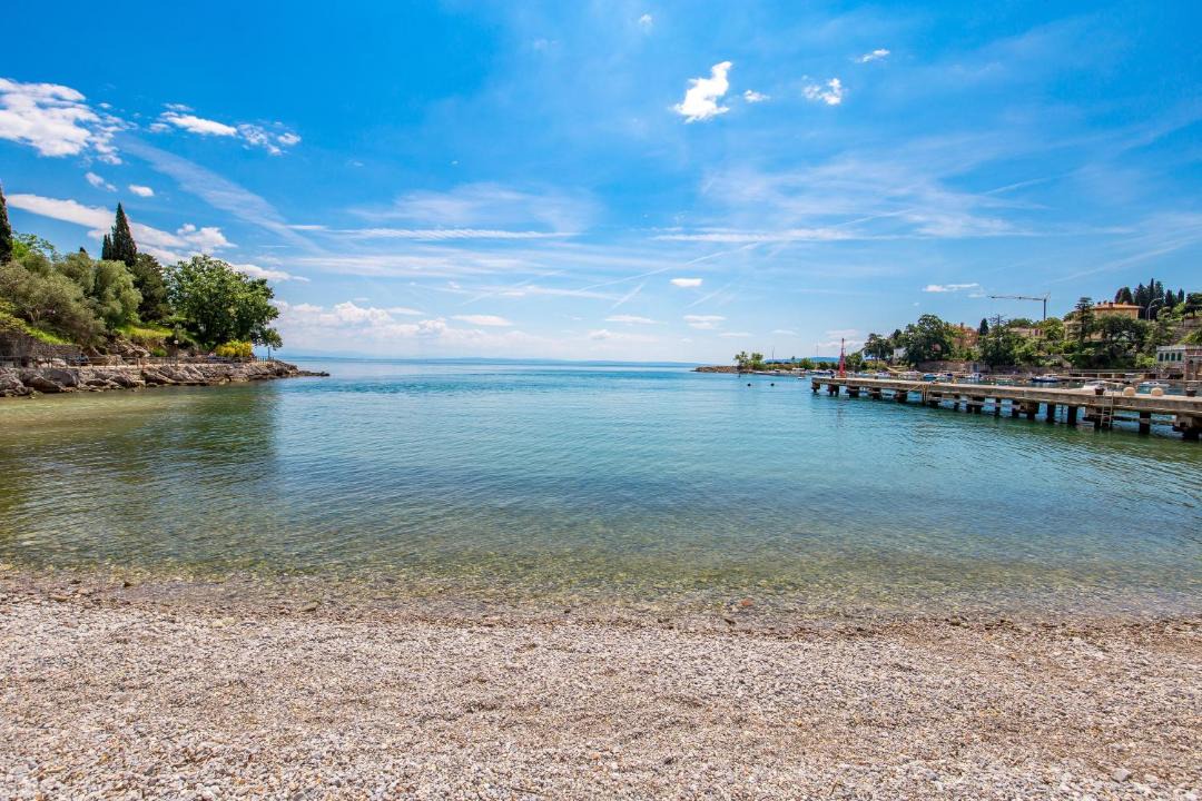 Photo of Outdoor in Ika