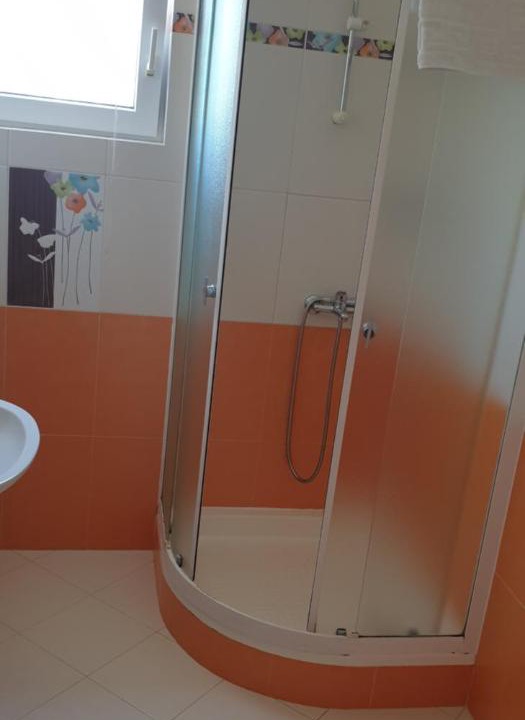 Photo of Bathroom in Cove Murtar