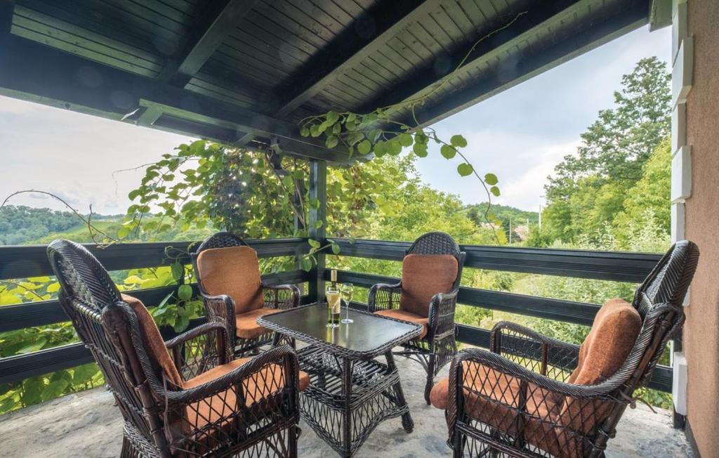 Photo of Patio Balcony in Veliko Trgovisce
