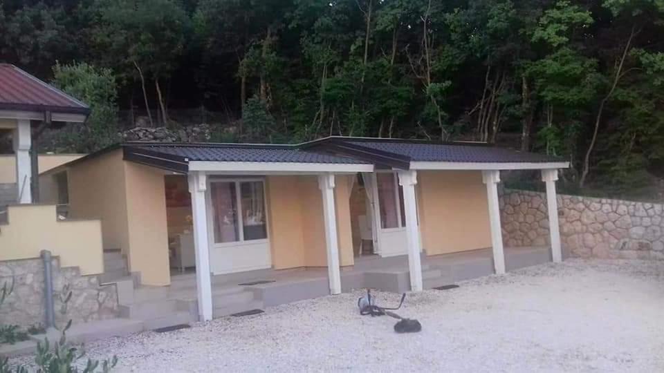 Photo of Buildings in Tribanj