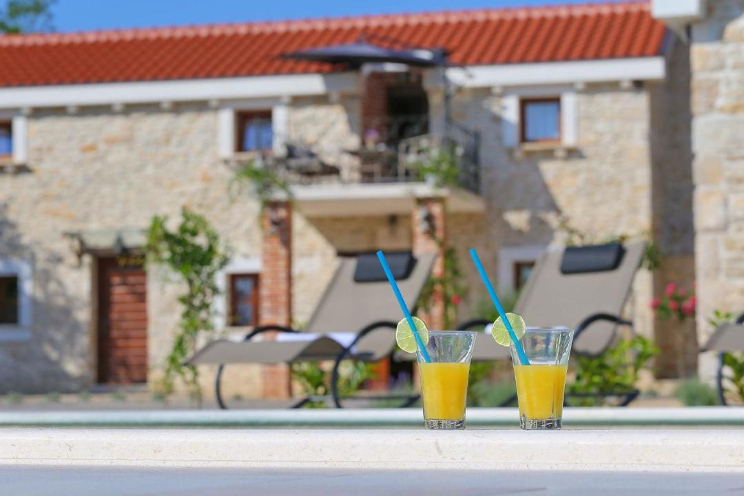 Photo of Buildings in Skabrnja