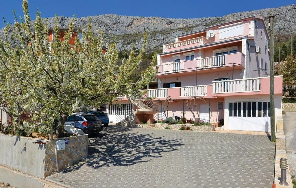 Photo of Others in Klis