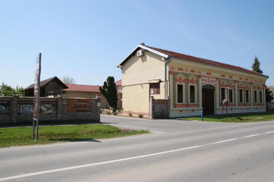 Photo of Others in Bilje