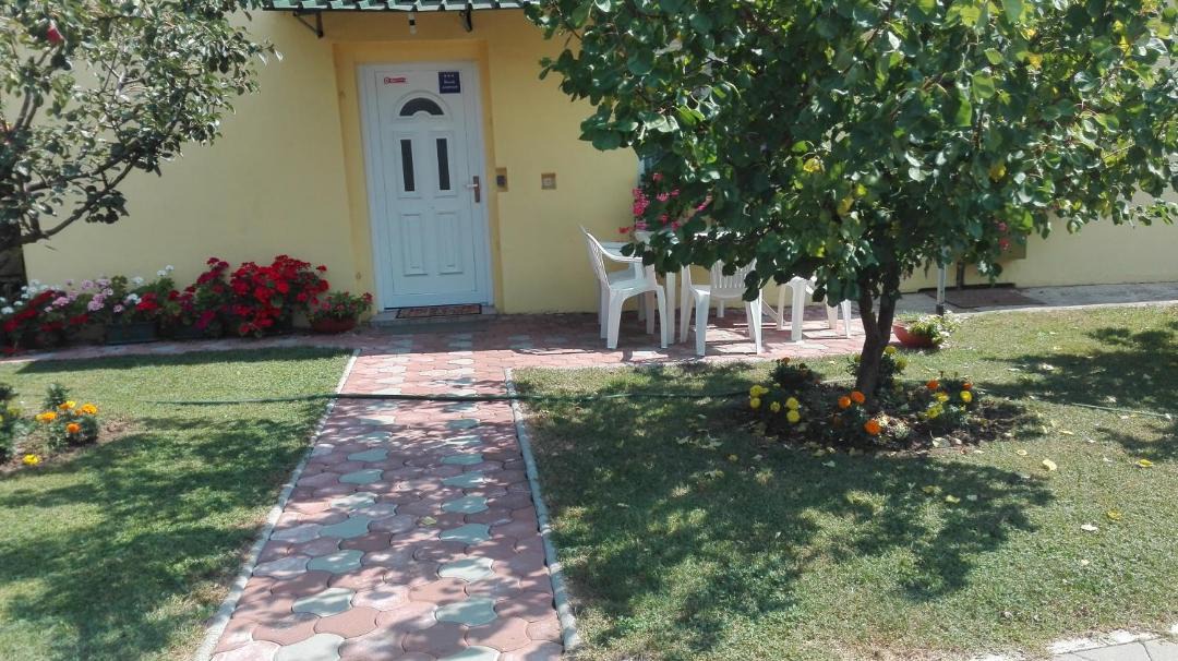 Photo of Others in Dakovo