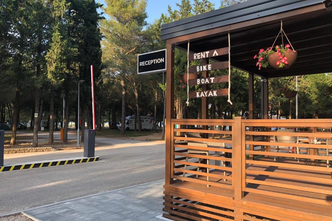 Photo of Outdoor in Pakostane