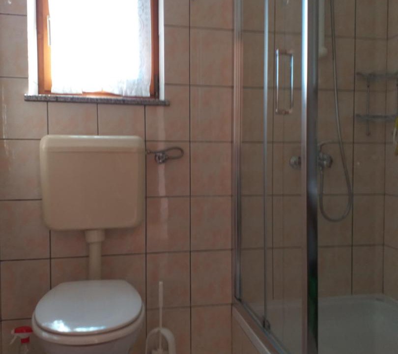 Photo of Bathroom in Preko
