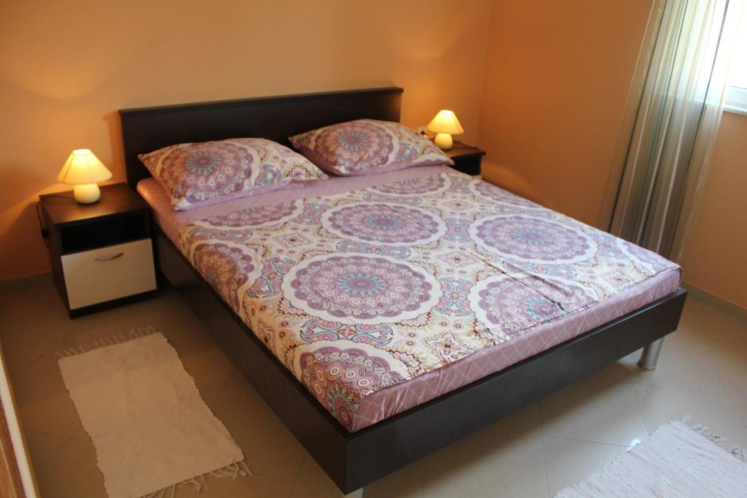 Photo of Bedroom in Muline