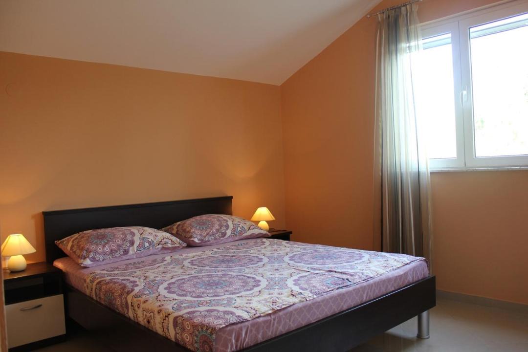Photo of Bedroom in Muline
