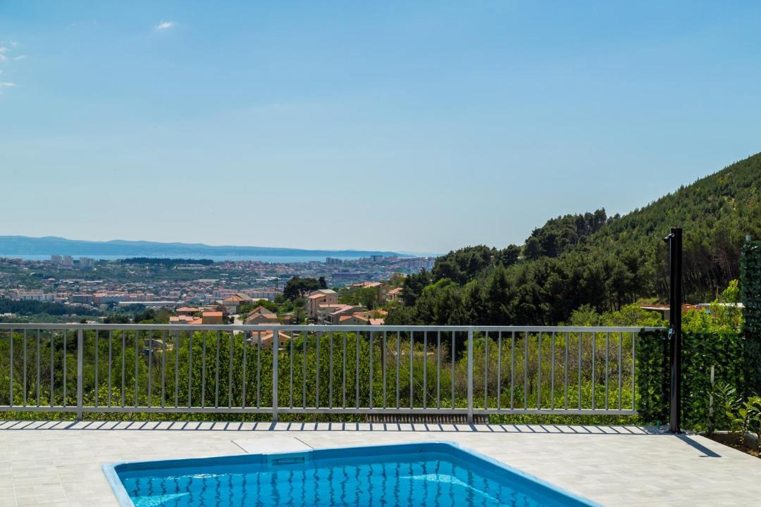 Photo of Outdoor in Solin