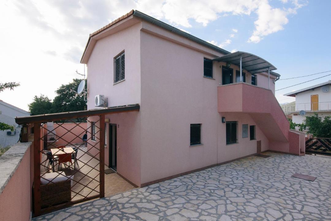 Photo of Buildings in Gornji Karin