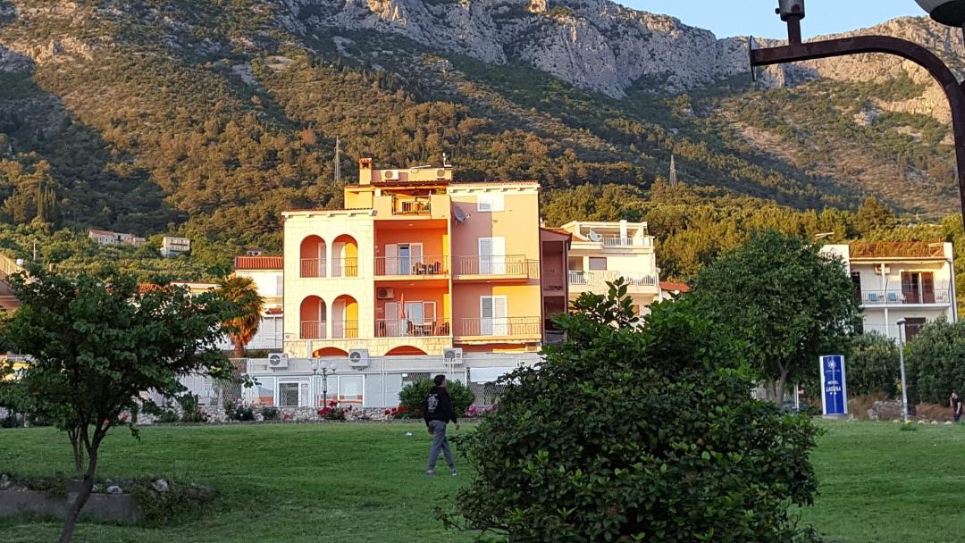 Photo of Others in Gradac