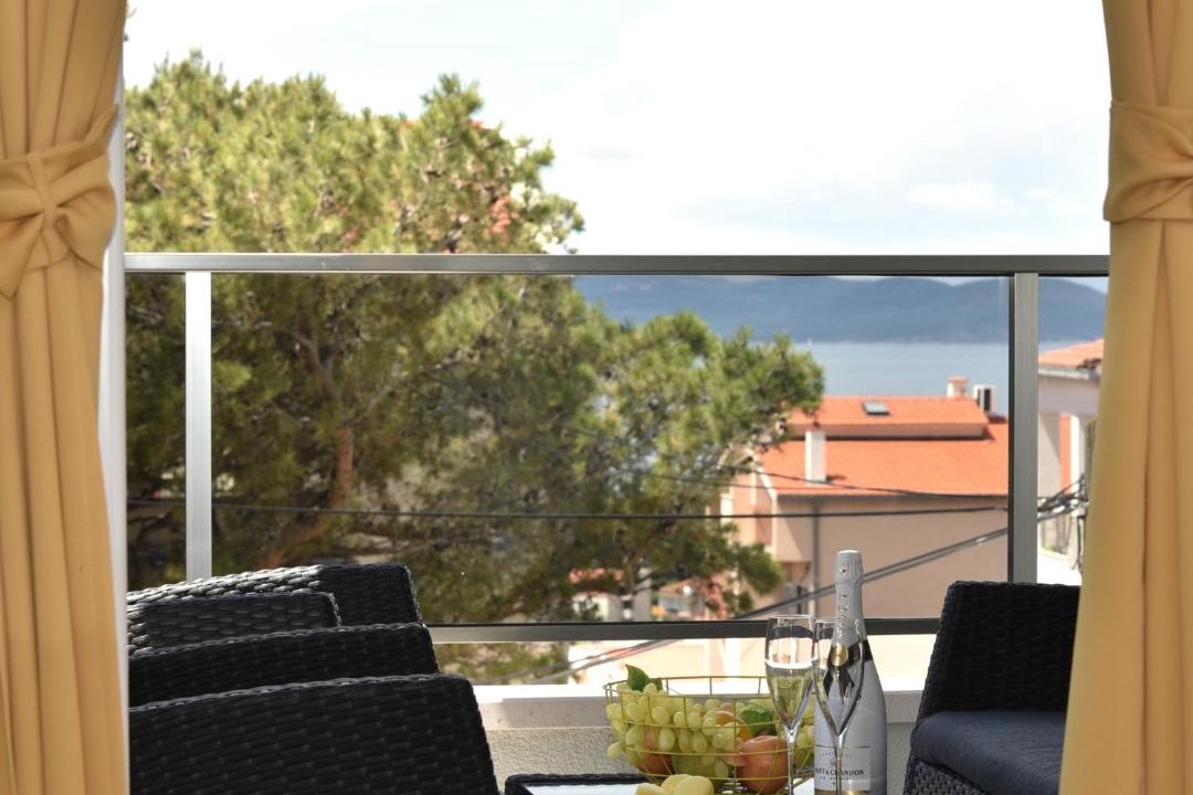 Photo of Patio Balcony in Bidol
