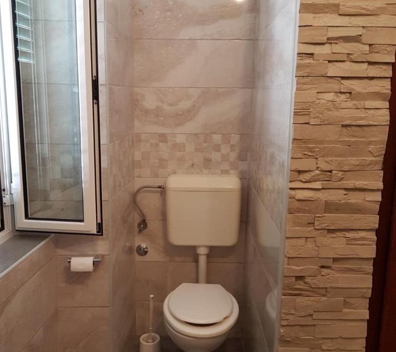 Photo of Bathroom in Brist