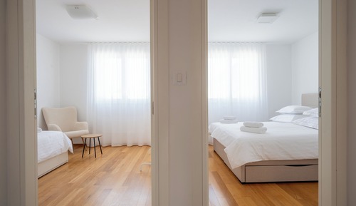Apartment (2)
