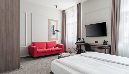 Superior Room, 1 King Bed
