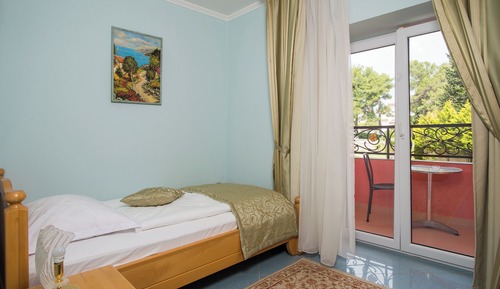 Single Room