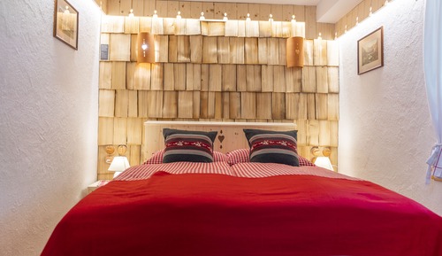 A3 - Small One-Bedroom Apartment with Terrace - ground floor