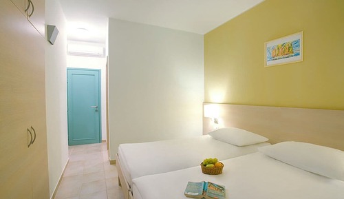 Room for 2 with AC