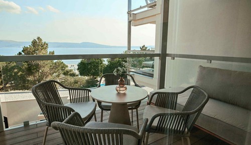 Junior Suite, 1 King Bed, Sea View