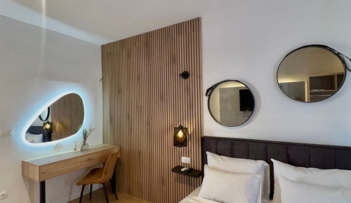 Exclusive Suite