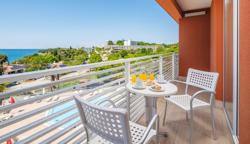 Suite with Balcony - Sea Side