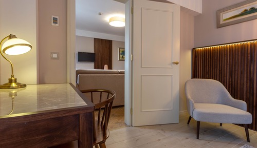 Deluxe Suite, Balcony, Sea View
