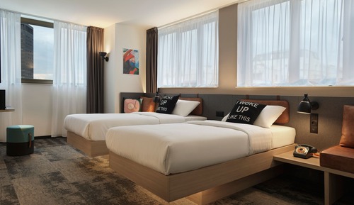 Room, 2 Twin Beds, City View (City View)