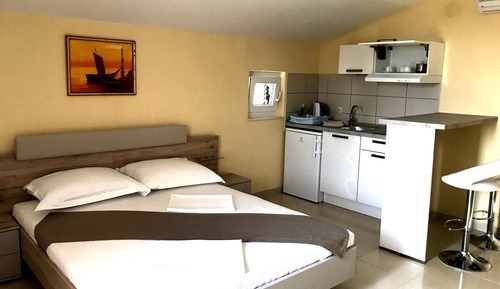 Apartment, Balcony