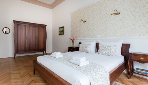 Apartment, 1 Bedroom (The Queen's Residence)