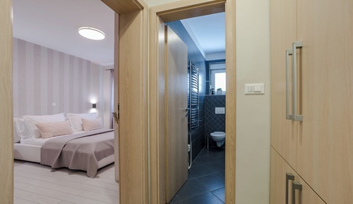 Deluxe Apartment, 1 Queen Bed with Sofa bed, Balcony, Garden View
