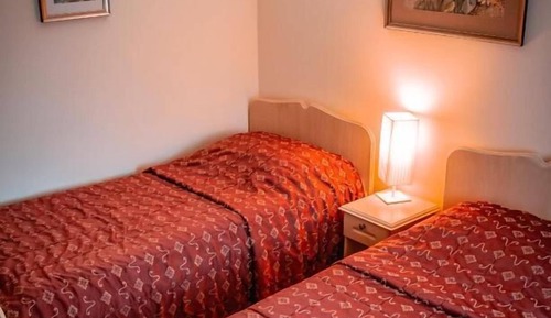 Classic Twin Room